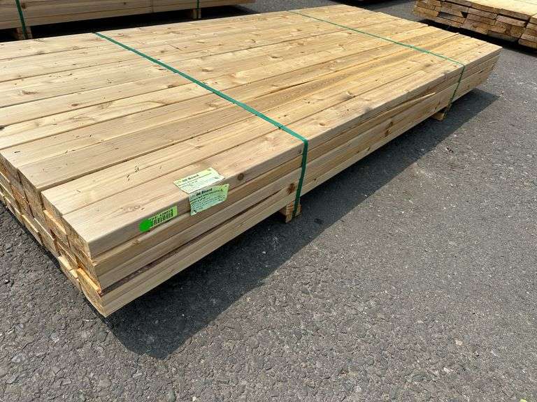 Western Red Cedar Dimensional Lumber 2"x4"x8'