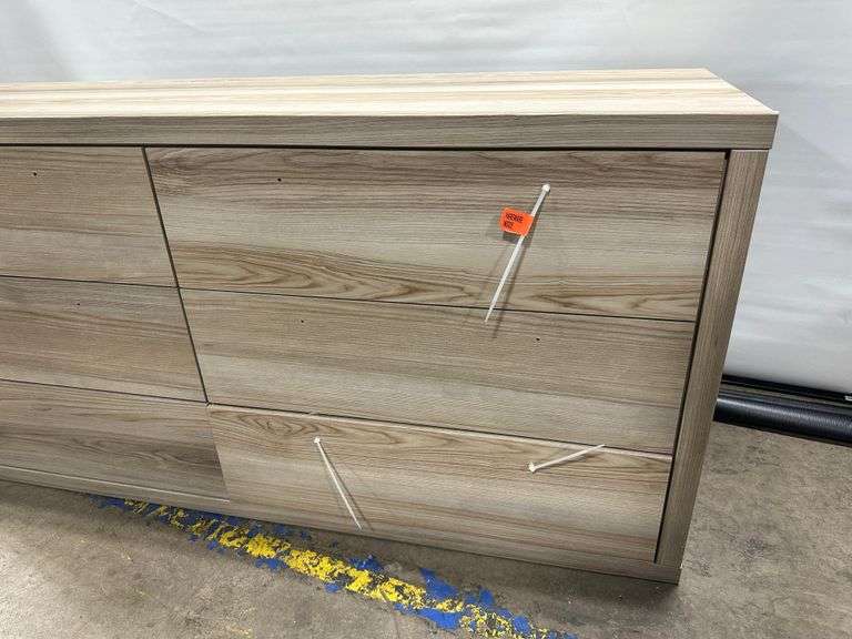 Hasbrick 6 Drawer Dresser