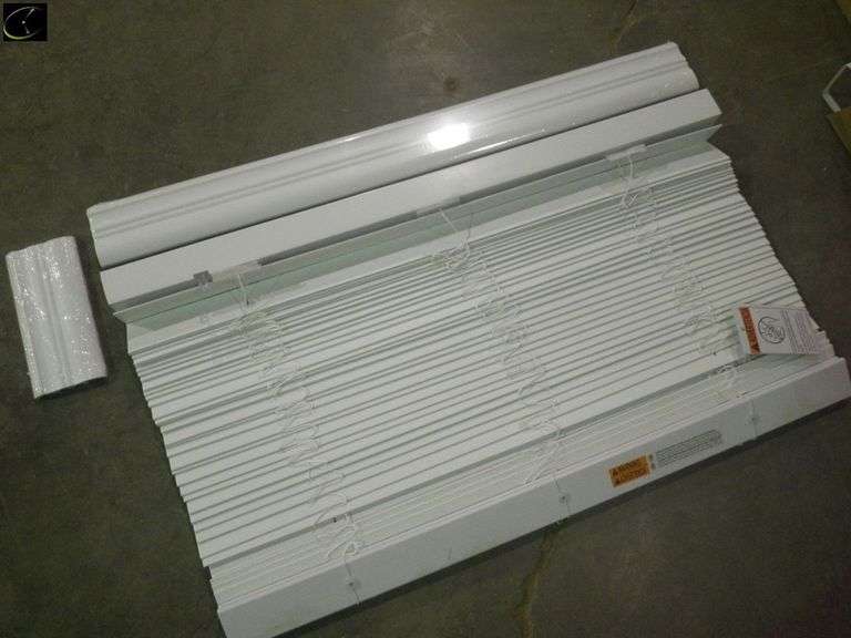 Window Blinds, 2"x31"x72"