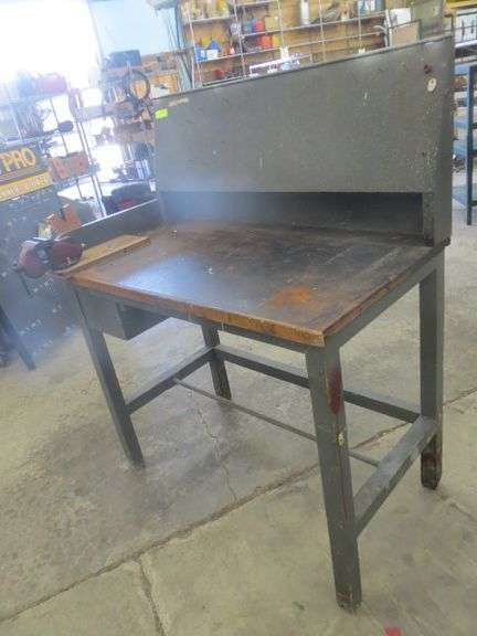 Wooden Work Bench w/ Columbia 3.5" Vise