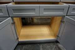 Stone Harbor Kitchen Cabinet Set 12'x12'