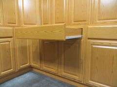 Regal Oak Kitchen Cabinet Set 10'x14'x10'
