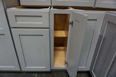 Stone Harbor Kitchen Cabinet Set 12'x12'