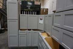 Stone Harbor Kitchen Cabinet Set 12'x12'