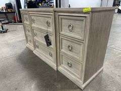 Jorlaina 9 Drawer Dresser