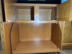 Assembled Regal Oak Kitchen Cabinet Set 10'x16'x10'