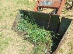 New Idea Loader w/ Bucket & Hydraulics