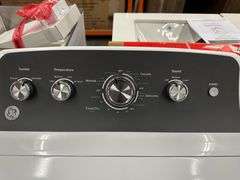 GE 7.2 cu. ft. vented Electric Dryer in White with Auto Dry and Extended Tumble M#GTD48EASW0WB