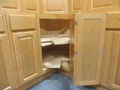 Regal Oak Kitchen Cabinet Set 10'x14'x10'