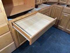 Assembled Regal Oak Kitchen Cabinet Set 10'x16'x10'