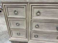 Jorlaina 9 Drawer Dresser