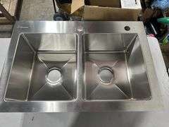 Dolancourt Tight Radius 33 in. Drop-In 50/50 Double Bowl Sink