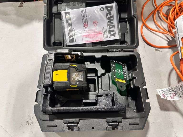 DEWALT 20V Green Cross Line Laser Level (Tool-Only)