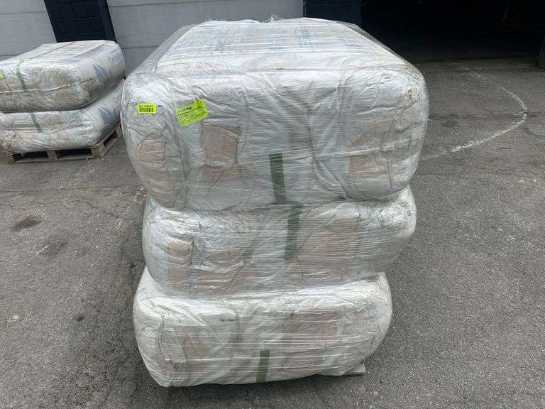 R-25 Unfaced Bagged Fiberglass Insluation