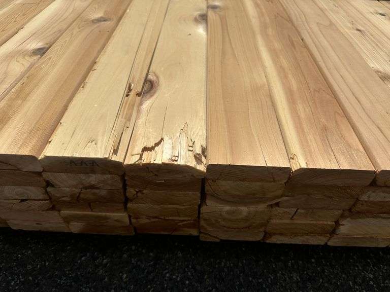 Western Red Cedar Decking 5/4"x4"x8'