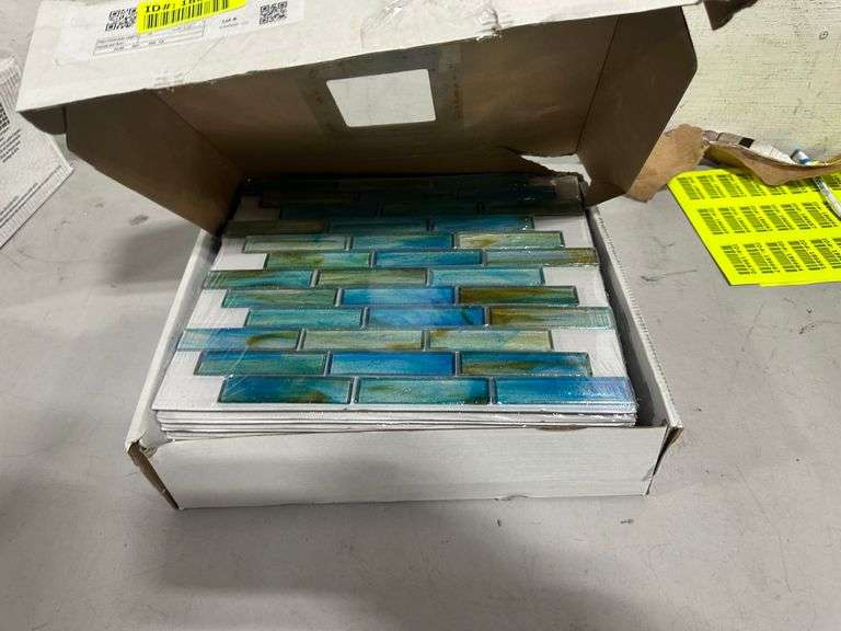 Ivy Hill Tile Waterscape Lagoon Green Polished Glass Wall Mosaic Tile