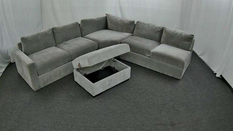 Macys 3pc fabric Sectional W/Ottoman