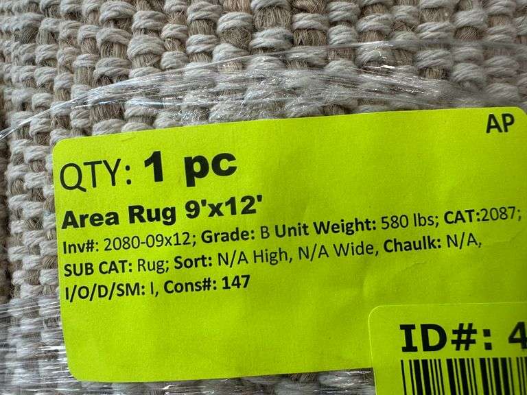 Area Rug 9'x12'