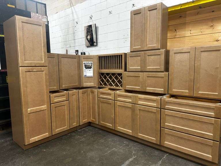 Sonona Sand Kitchen Cabinet Set 12'x12'