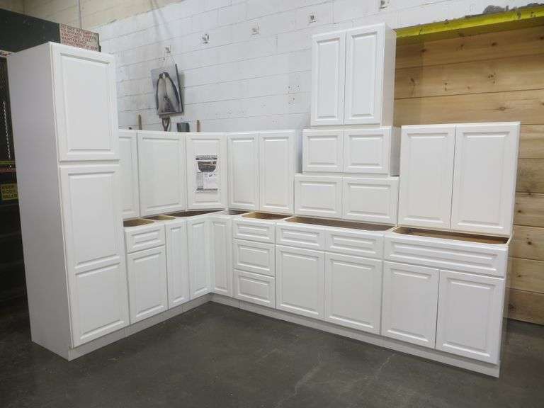 Newport White Kitchen Cabinet Set 12'x12'