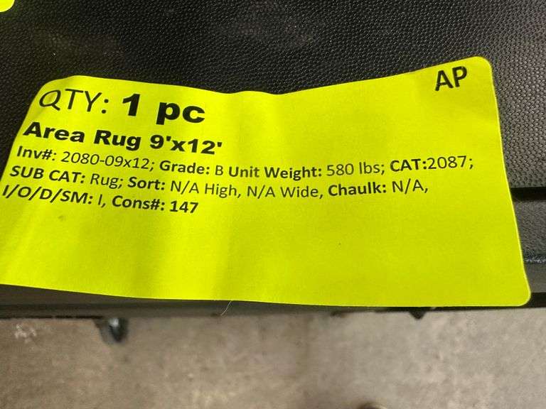 Area Rug 9'x12'