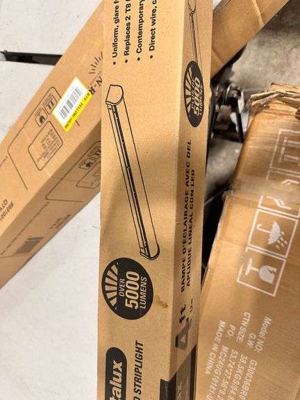 Metalux 4 ft. Linear White Integrated LED Strip Light with 4760 Lumens