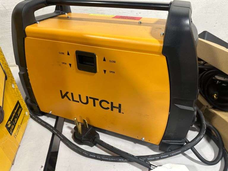 Klutch Dual-Voltage Multi-Process 4-in-1 Welder 200 Amp