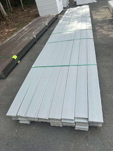 Gray Composite Decking 5/4"x6"x20'