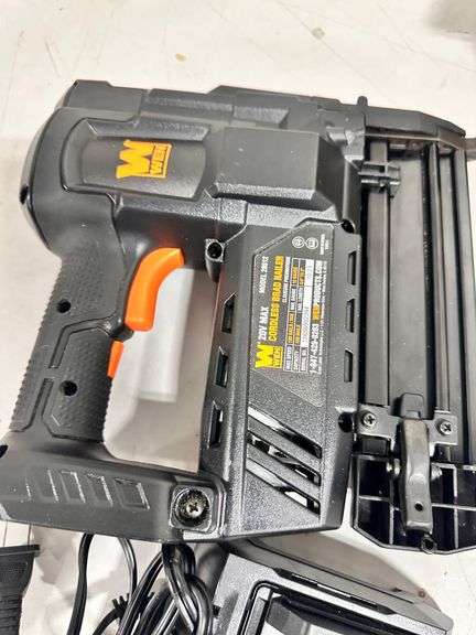 20V Max 18-Gauge Cordless Brad Nailer