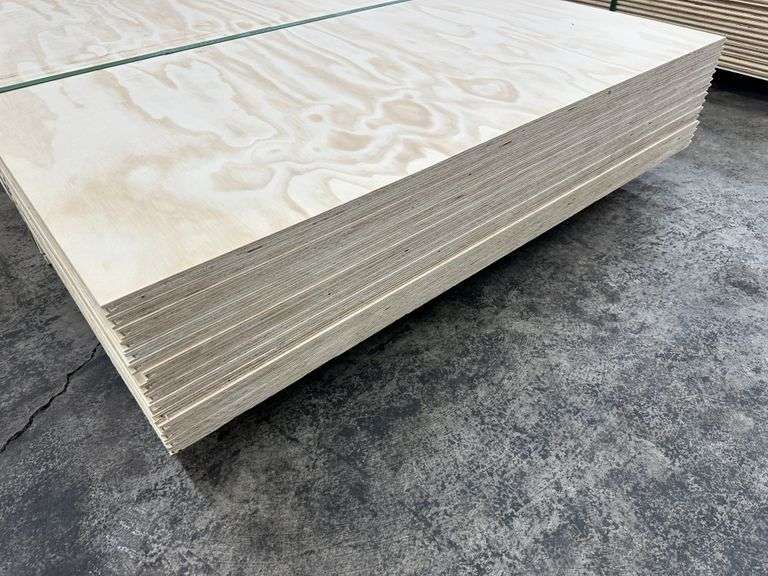 BCX Plywood 5/8"x 48"x 96"
