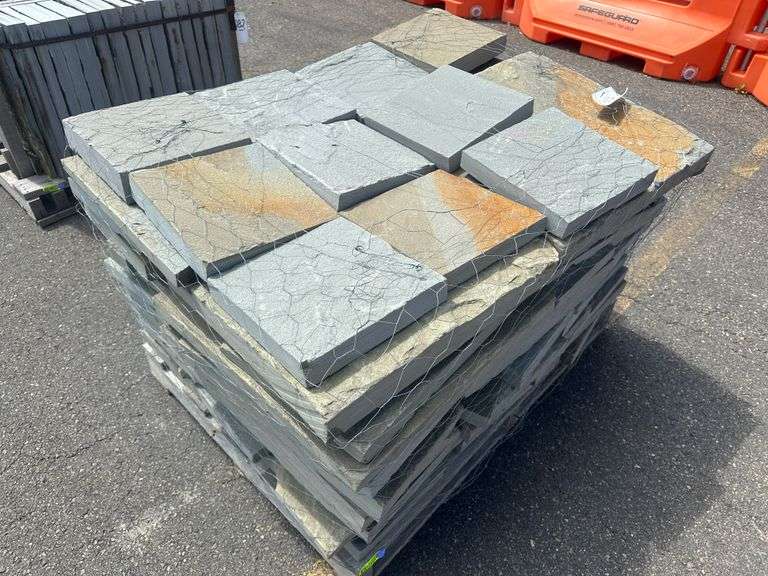 Sawn Edge Wall Stone, Natural Cleft Pattern Blue Stone