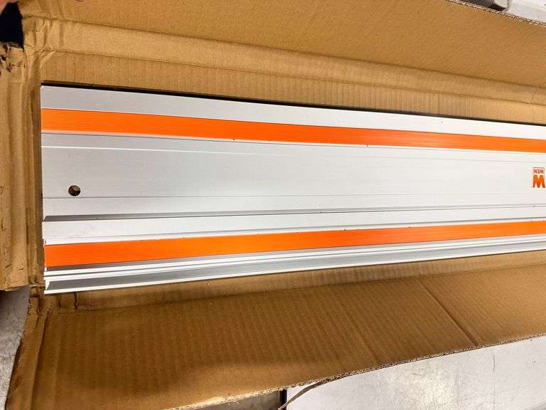 WEN CT9502 100-Inch Track Saw Track Guide Rail and Adapters