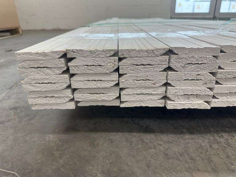Primed Pine Base Molding 3 1/4"x8'