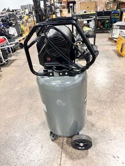 KLUTCH 29 gallon air compressor