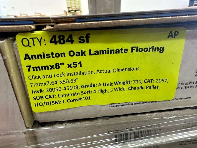 Anniston Oak Laminate Flooring  7MMx8"x51"