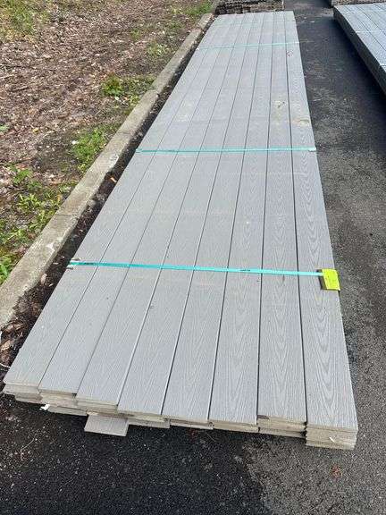 Gray Composite Decking 5/4"x6"x20'