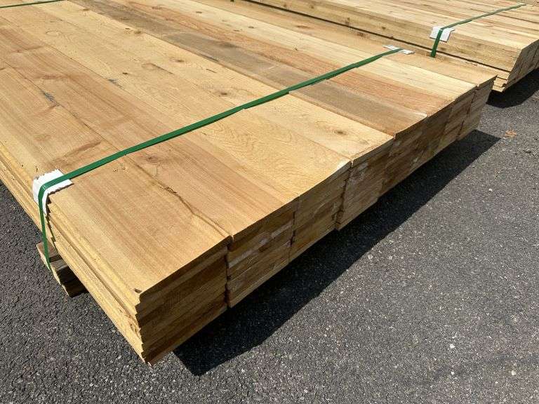 Cedar Dog Eared Fencing 1"x6"x6'
