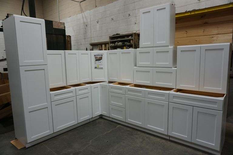Arcadia White Kitchen Cabinet Set 10'x15'