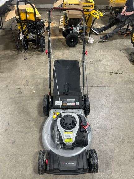 21 in. 140 cc Briggs and Stratton Walk Behind Gas Push Lawn Mower