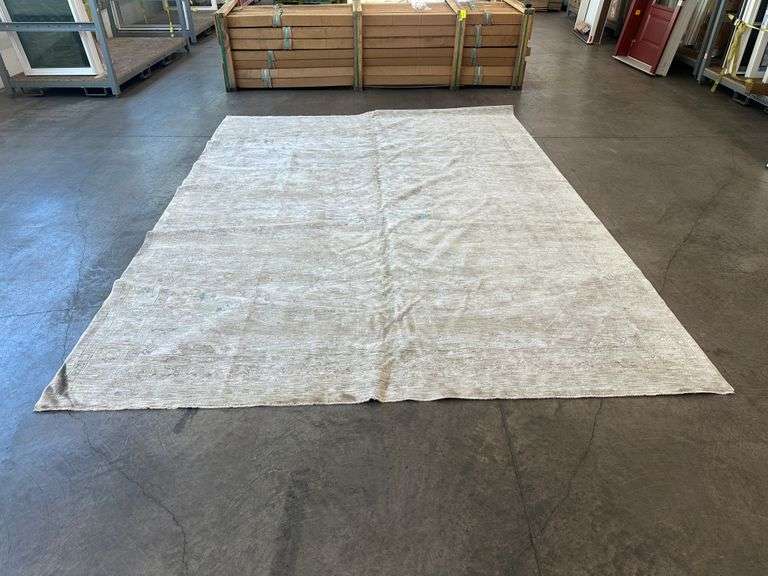 Area Rug 9'x12'