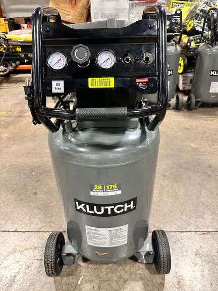 KLUTCH 29 gallon air compressor