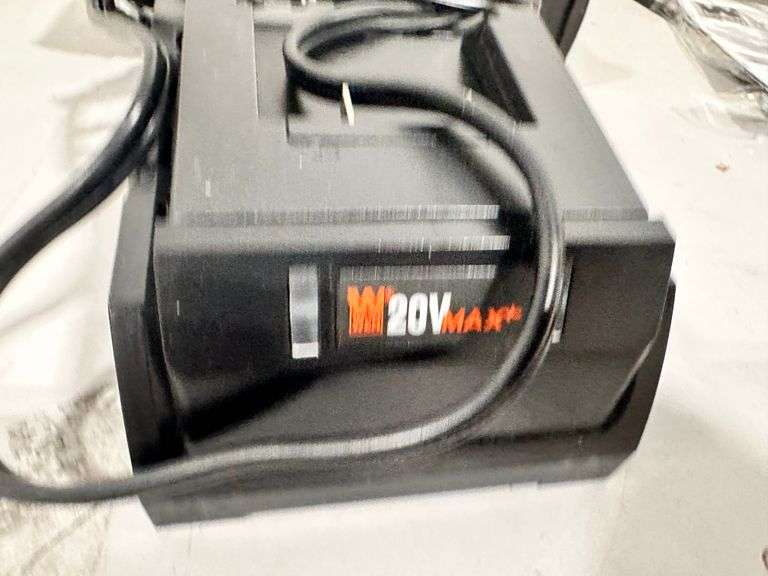 20V Max 18-Gauge Cordless Brad Nailer