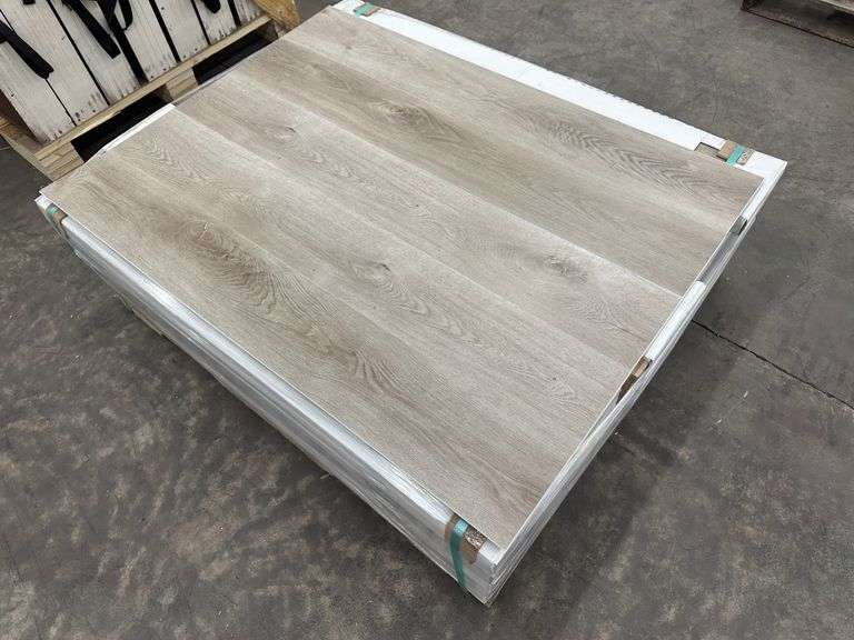 Field Gray Luxury Vinyl Plank Flooring 5mmx7"x48"