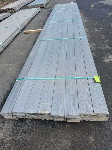 Gray Composite Decking 5/4"x6"x20'