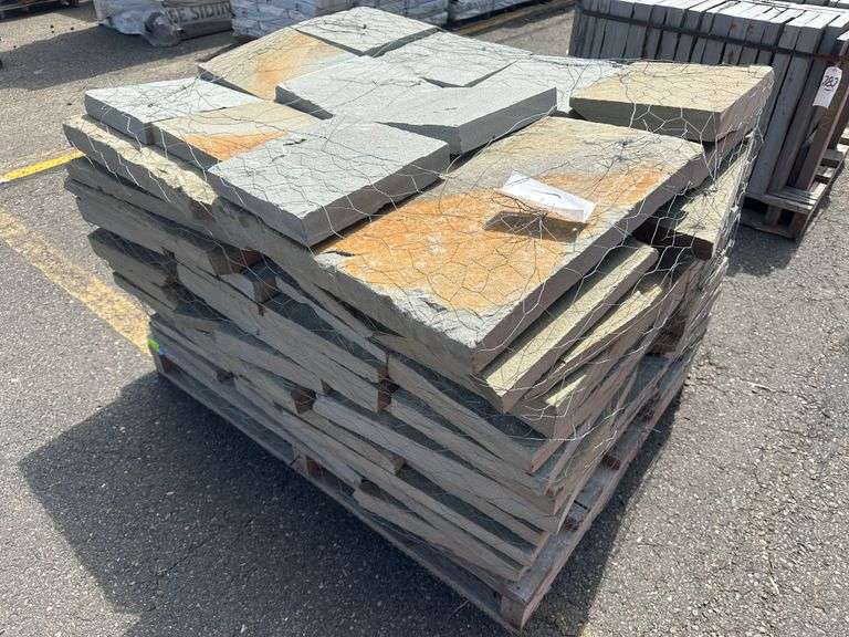 Sawn Edge Wall Stone, Natural Cleft Pattern Blue Stone