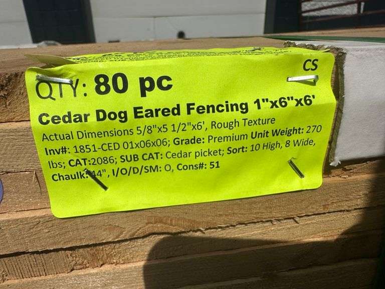 Cedar Dog Eared Fencing 1"x6"x6'