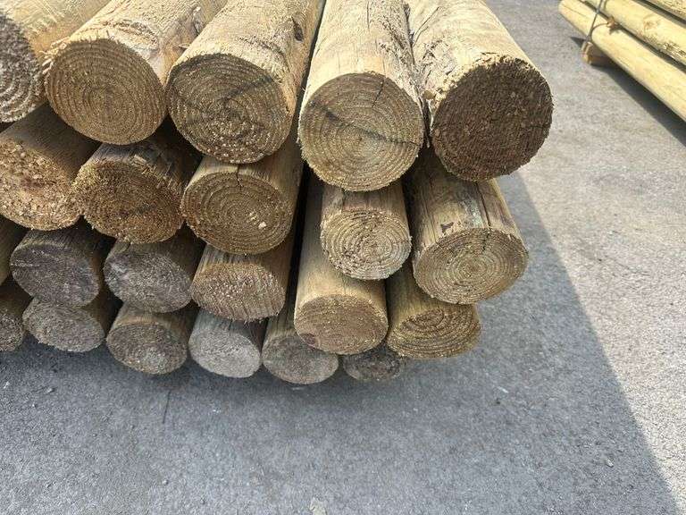 Pressure Treated Southern Yellow Pine Fence Post 4"x8'