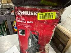 Husky 30 Ton bottle Jack