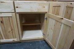 Frontier Shaker Kitchen Cabinet Set 10'x14'x10'