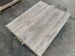 Anniston Oak Laminate Flooring  7MMx8"x51"
